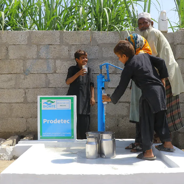 Inauguration avec les bénéficiaires